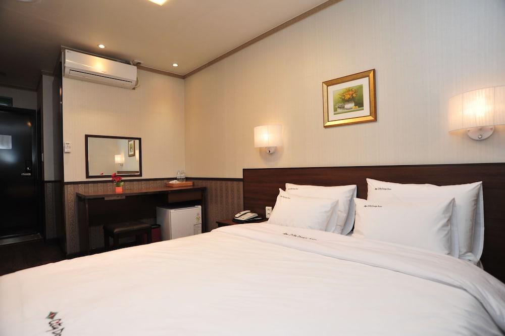 Global Inn Seoul Dongdaemun City Days Inn エクステリア 写真