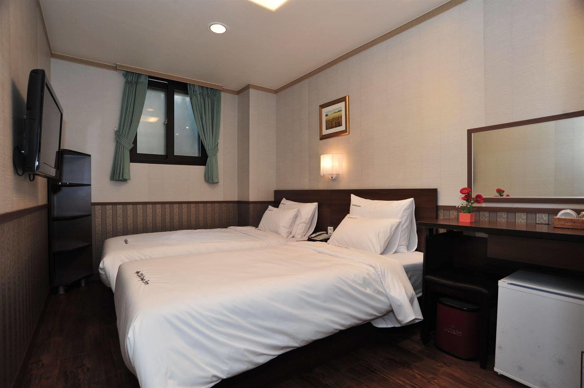 Global Inn Seoul Dongdaemun City Days Inn エクステリア 写真