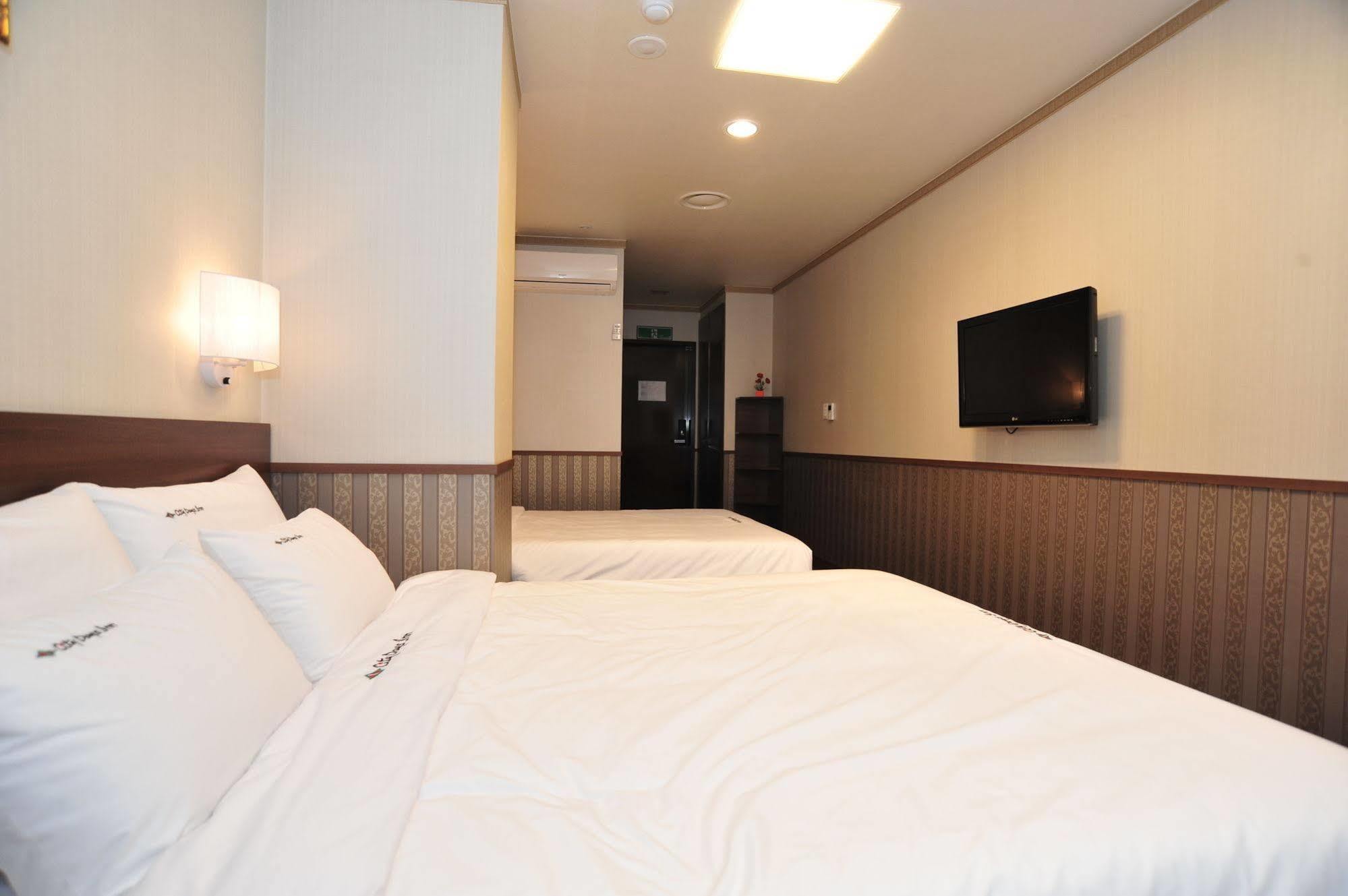 Global Inn Seoul Dongdaemun City Days Inn エクステリア 写真